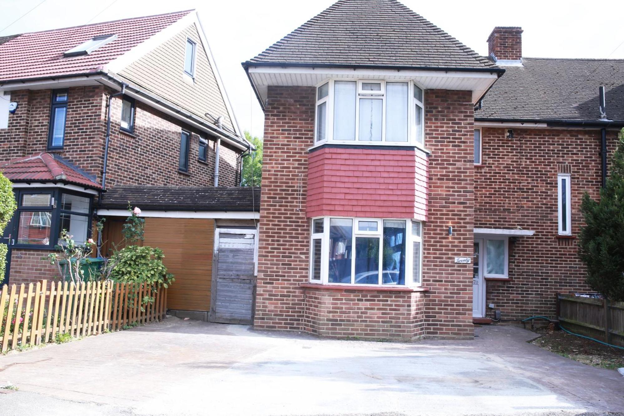 Harrow Luxury Flat With Free Parking. Apartment London Ngoại thất bức ảnh