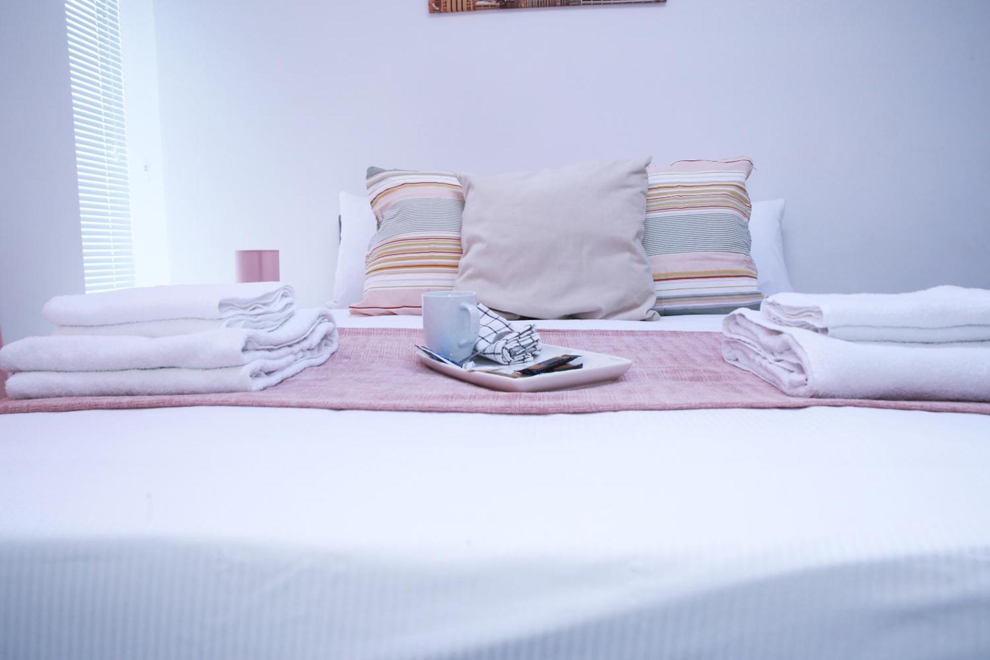 Harrow Luxury Flat With Free Parking. Apartment London Ngoại thất bức ảnh