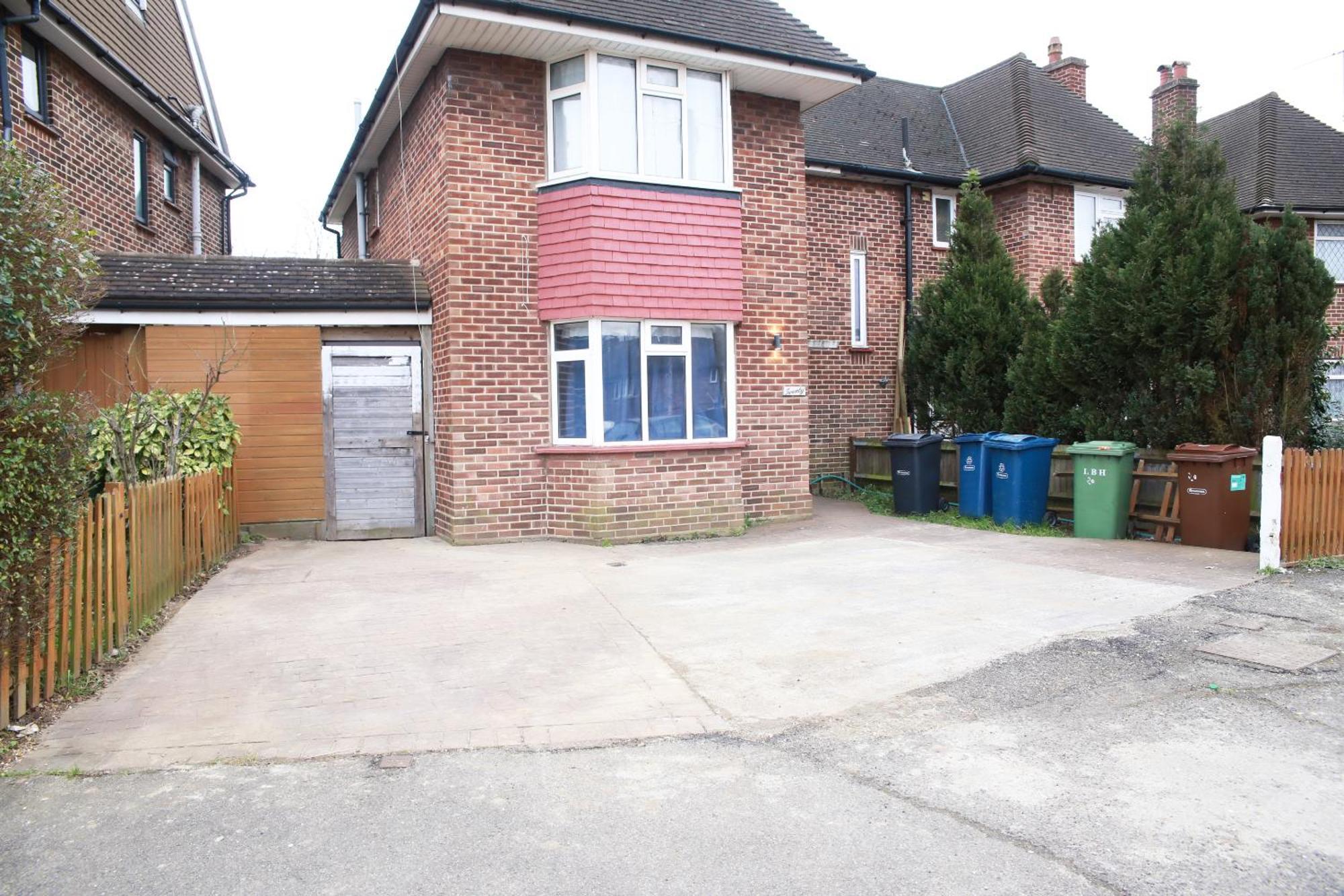 Harrow Luxury Flat With Free Parking. Apartment London Ngoại thất bức ảnh