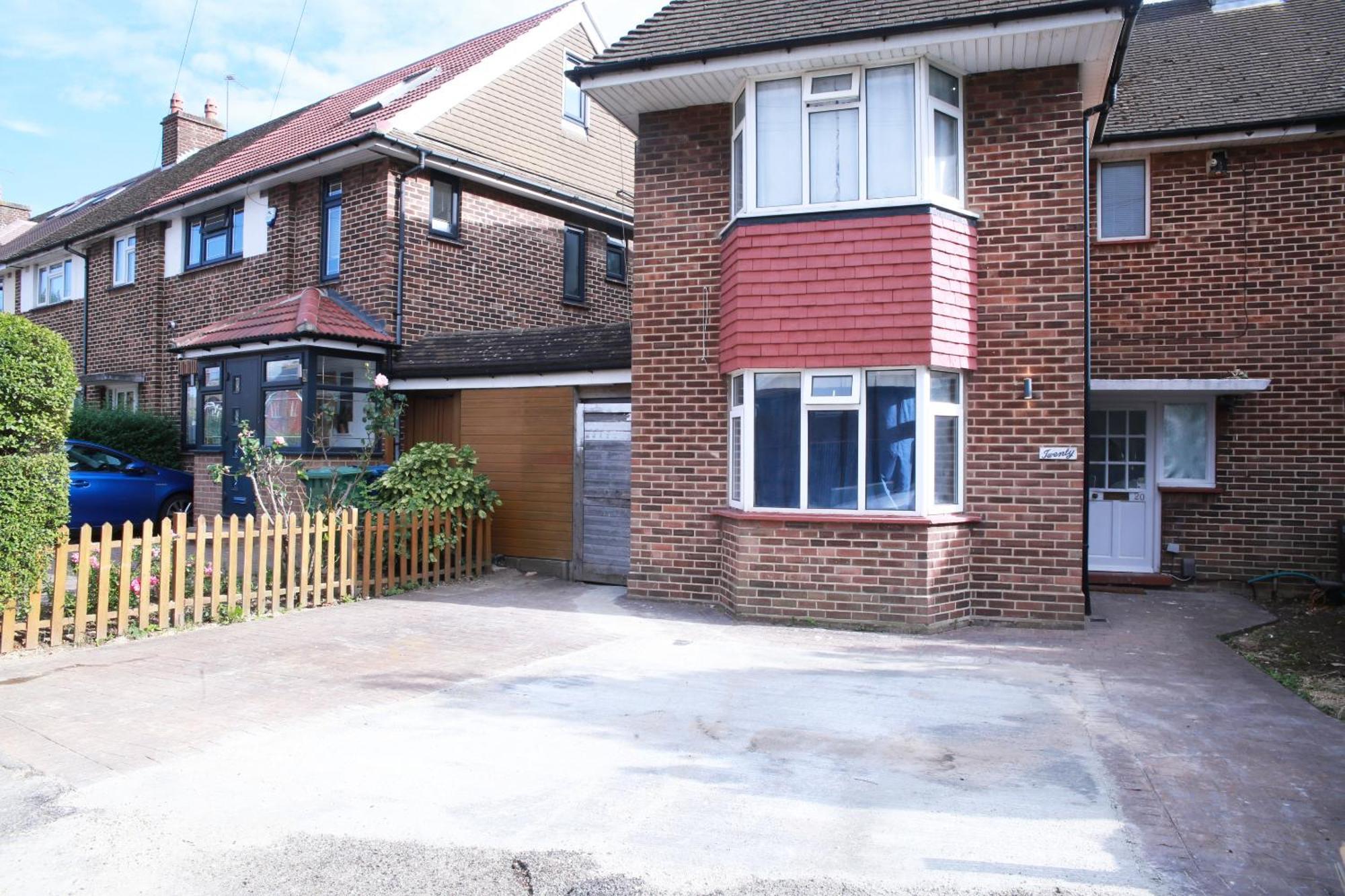 Harrow Luxury Flat With Free Parking. Apartment London Ngoại thất bức ảnh